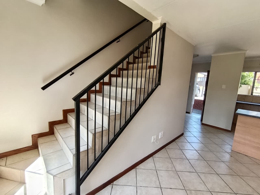 To Let 2 Bedroom Property for Rent in Hillside Free State